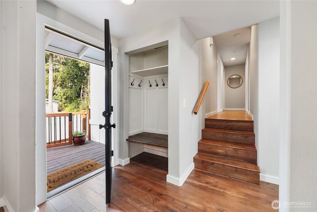 8407 Lake Forest Drive SE, Olympia, WA 98503
