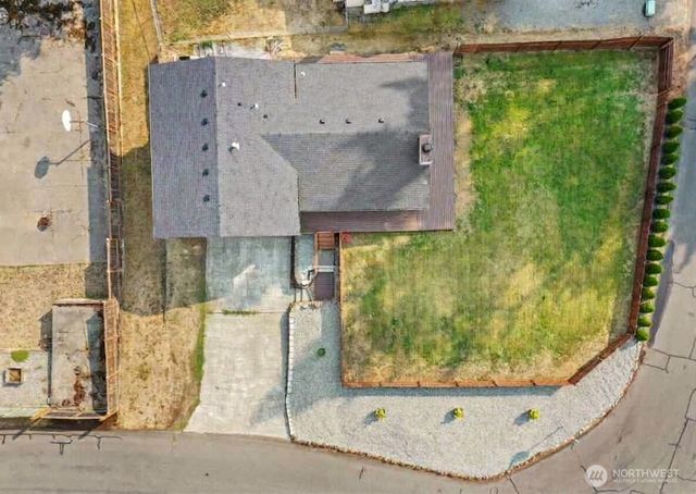 8407 Lake Forest Drive SE, Olympia, WA 98503