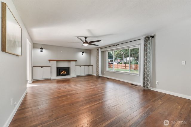 8407 Lake Forest Drive SE, Olympia, WA 98503