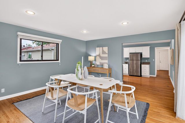 2845 Rhode Island Avenue S, Saint Louis Park, MN 55426