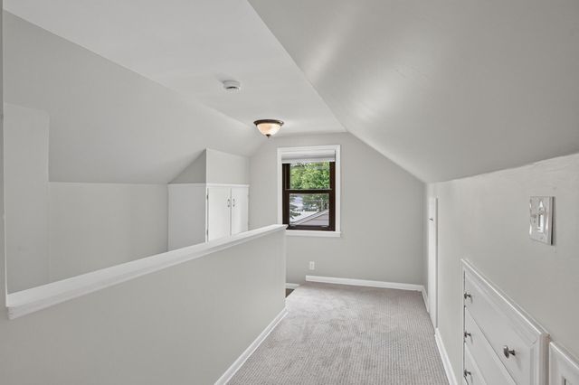 2845 Rhode Island Avenue S, Saint Louis Park, MN 55426