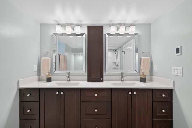 2845 Rhode Island Avenue S, Saint Louis Park, MN 55426