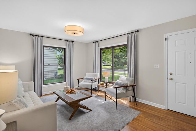 2845 Rhode Island Avenue S, Saint Louis Park, MN 55426