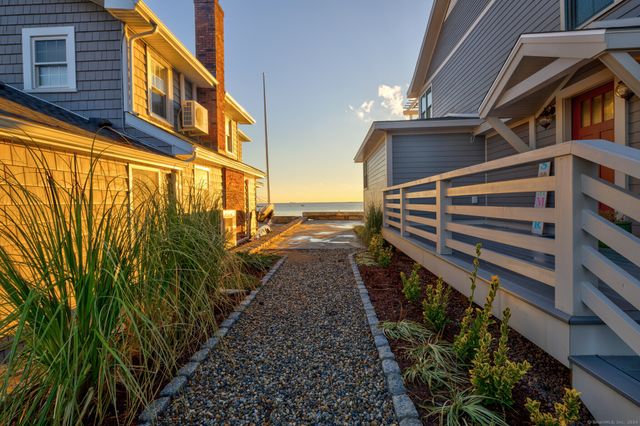 29 Sagamore Cove Road, Branford, CT 06405
