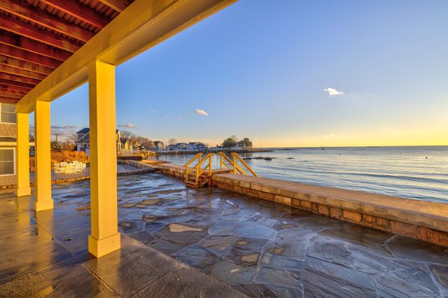 29 Sagamore Cove Road, Branford, CT 06405