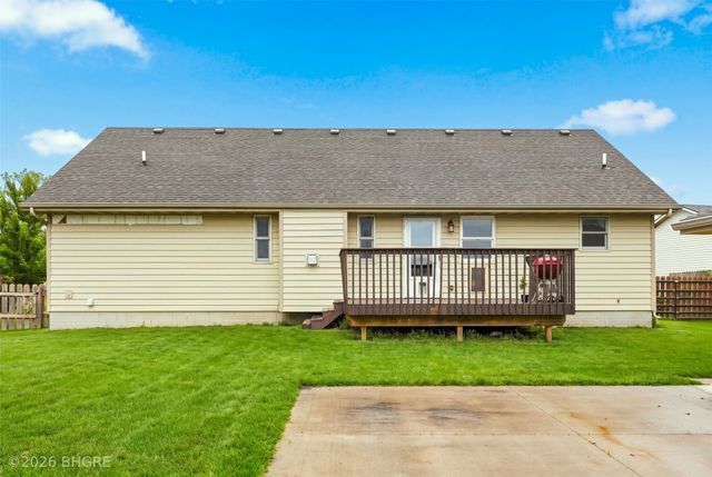 405 Mallard Pointe Drive NW, Bondurant, IA 50035