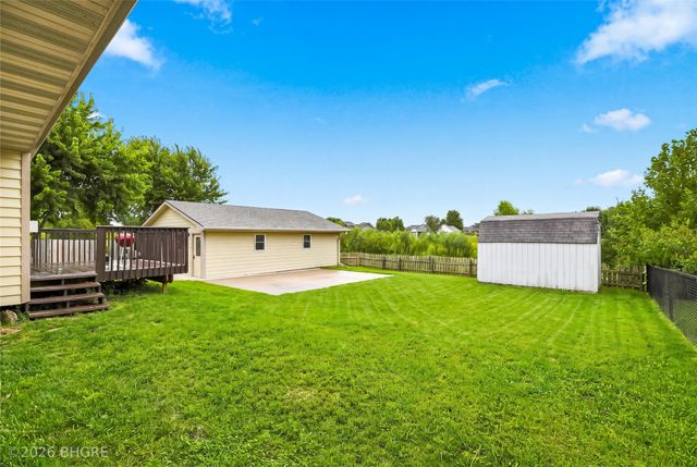 405 Mallard Pointe Drive NW, Bondurant, IA 50035