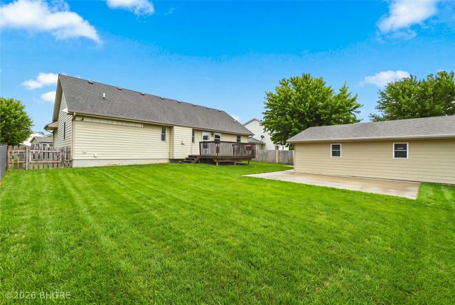 405 Mallard Pointe Drive NW, Bondurant, IA 50035