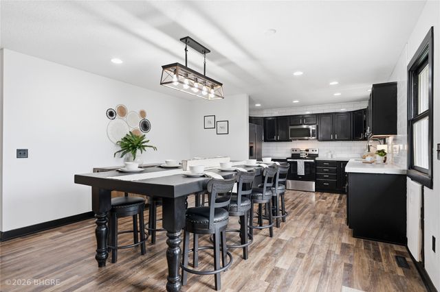 405 Mallard Pointe Drive NW, Bondurant, IA 50035