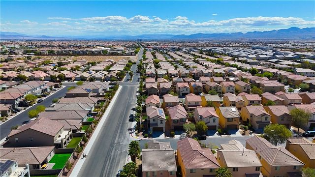 8306 Stillhouse Court, Las Vegas, NV 89113