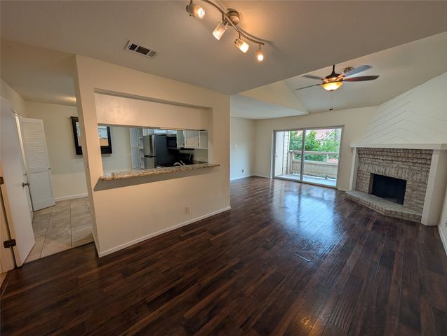 5200 Martel Avenue 11N, Dallas, TX 75206