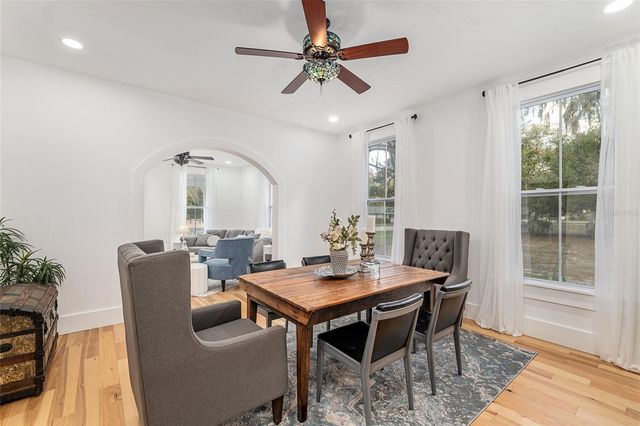 105 NE 1ST AVE AVENUE NE, Williston, FL 32696