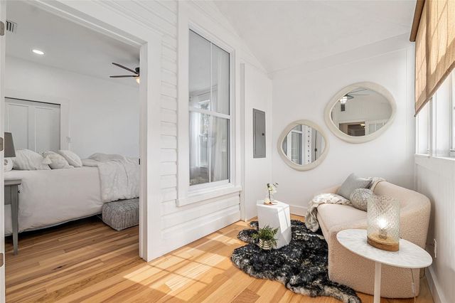 105 NE 1ST AVE AVENUE NE, Williston, FL 32696