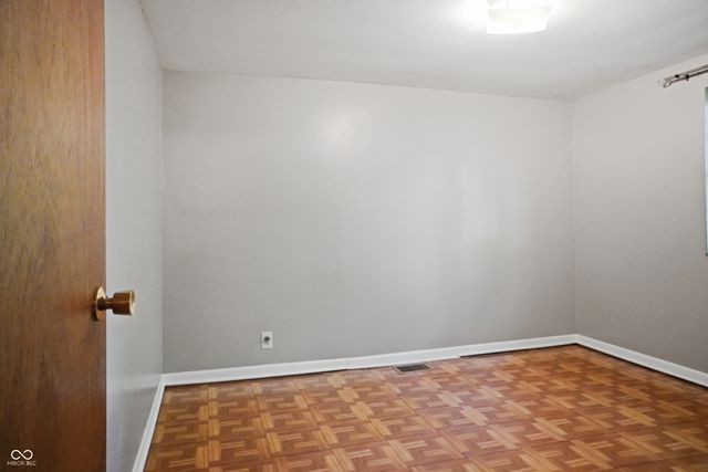 8203 W 88th Street, Indianapolis, IN 46278