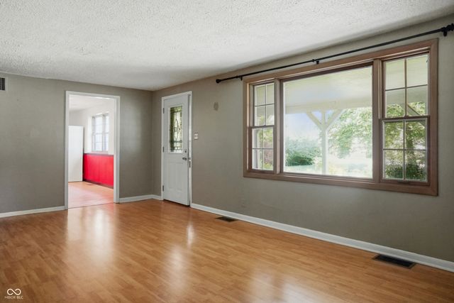 8203 W 88th Street, Indianapolis, IN 46278