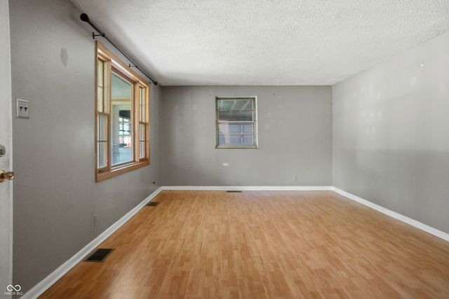 8203 W 88th Street, Indianapolis, IN 46278