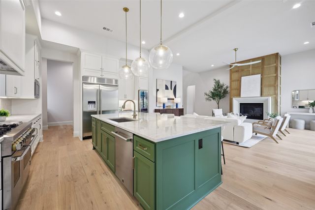 3845 Van Ness Lane, Dallas, TX 75220