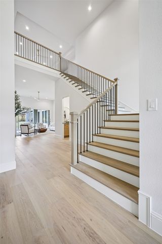 3845 Van Ness Lane, Dallas, TX 75220