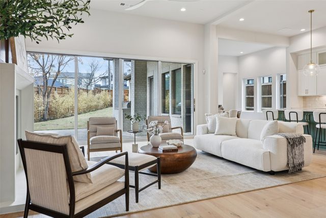 3845 Van Ness Lane, Dallas, TX 75220