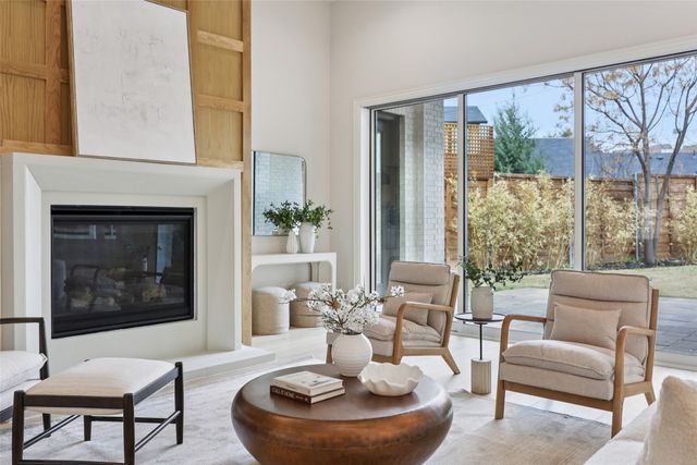 3845 Van Ness Lane, Dallas, TX 75220