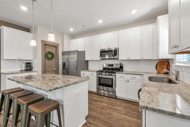 211 Aspen Valley Lane, Dallas, GA 30157