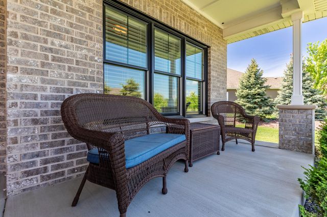 9863 Elle Avenue, St. John, IN 46373