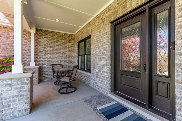 9863 Elle Avenue, St. John, IN 46373