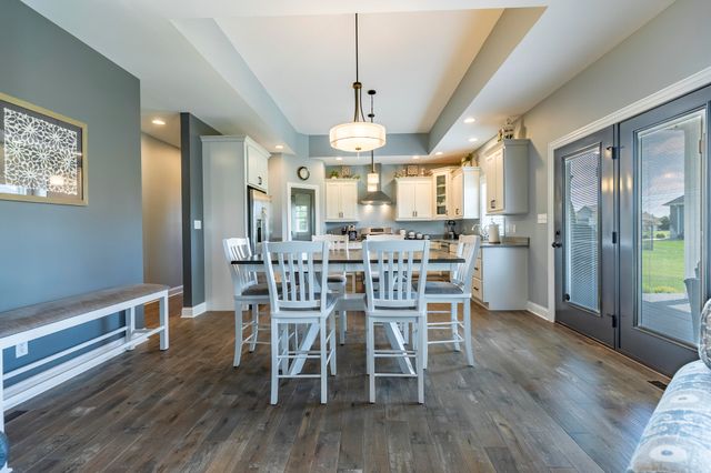 9863 Elle Avenue, St. John, IN 46373