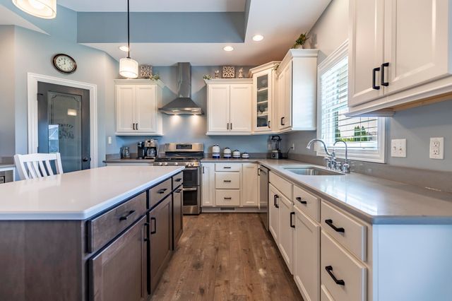 9863 Elle Avenue, St. John, IN 46373