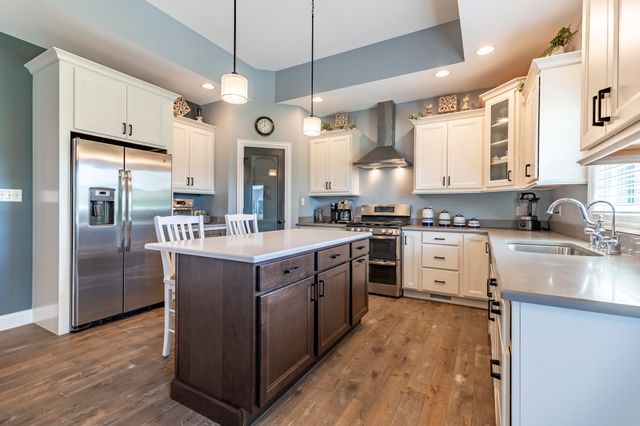 9863 Elle Avenue, St. John, IN 46373