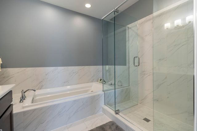 9863 Elle Avenue, St. John, IN 46373