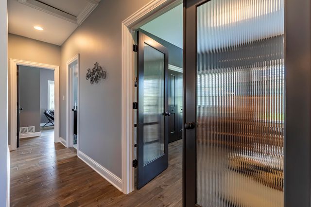 9863 Elle Avenue, St. John, IN 46373