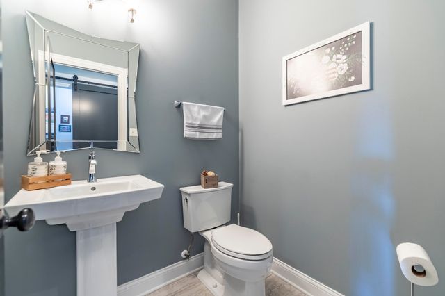 9863 Elle Avenue, St. John, IN 46373