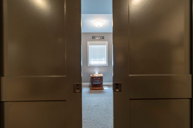 9863 Elle Avenue, St. John, IN 46373