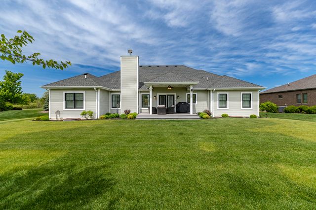 9863 Elle Avenue, St. John, IN 46373