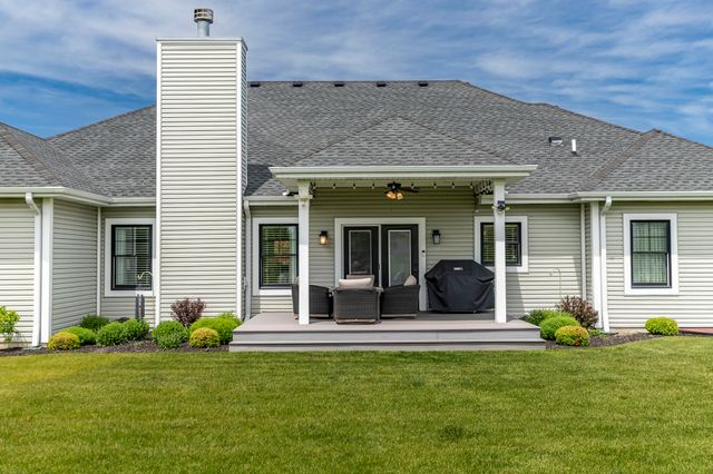 9863 Elle Avenue, St. John, IN 46373