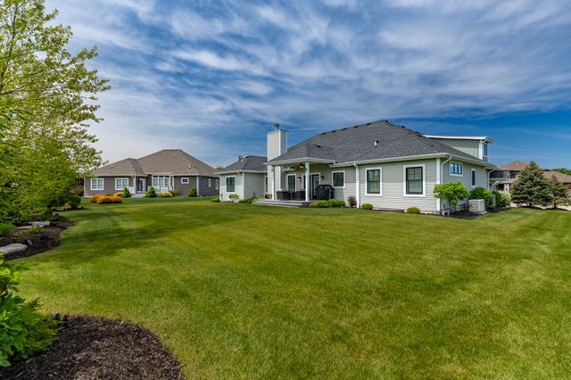 9863 Elle Avenue, St. John, IN 46373
