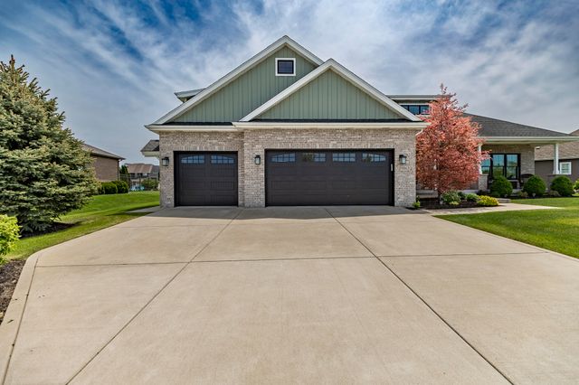 9863 Elle Avenue, St. John, IN 46373