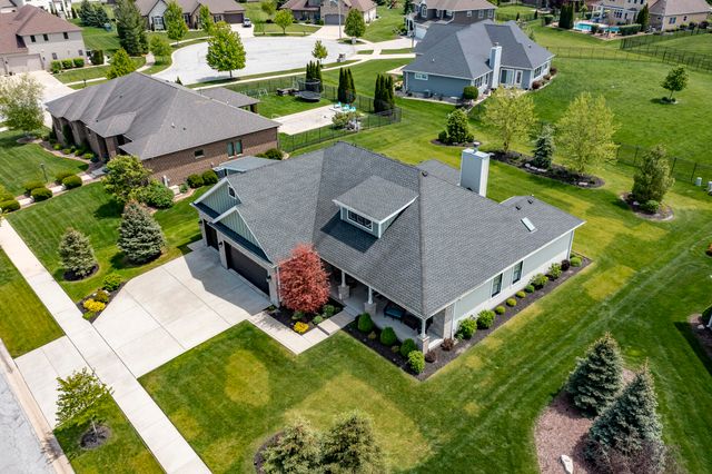 9863 Elle Avenue, St. John, IN 46373