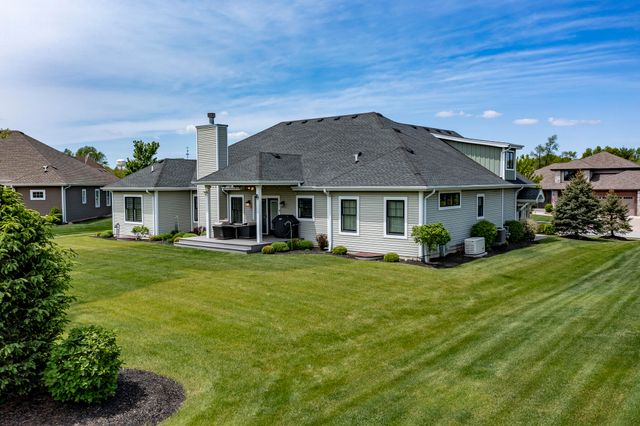 9863 Elle Avenue, St. John, IN 46373