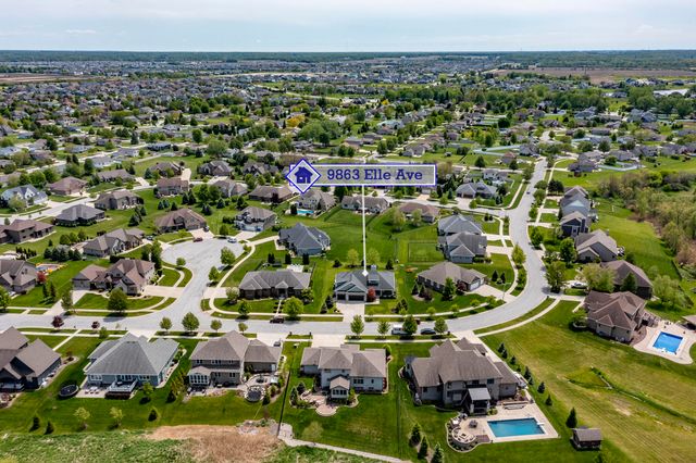 9863 Elle Avenue, St. John, IN 46373