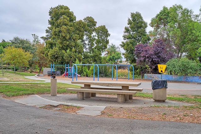 2627 Royal Ann Dr, Union City, CA 94587