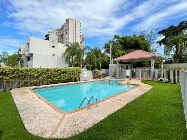 Caparra Chalets 49 CALLE 8 2A5, Guaynabo, PR 00969