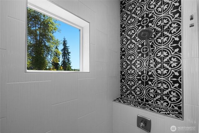 18507 Sargent Road, Rochester, WA 98579