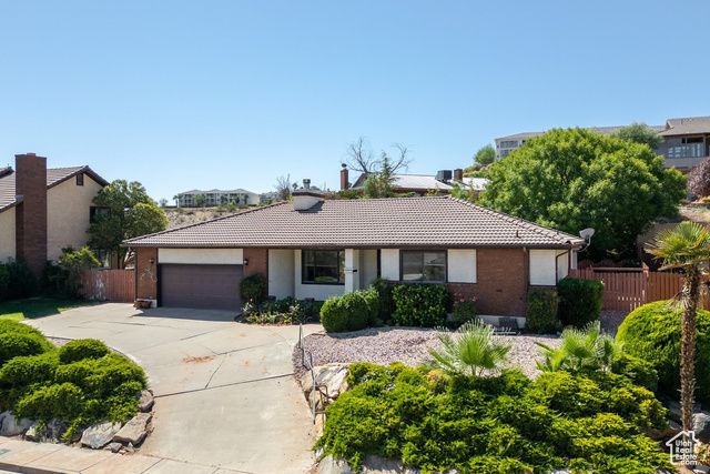 1711 W PHOENIX DR DR, St. George, UT 84770