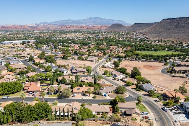 1711 W PHOENIX DR DR, St. George, UT 84770