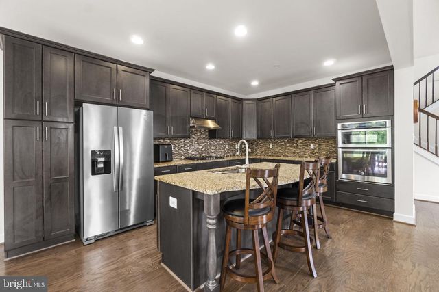 2726 W END CIR, Ellicott City, MD 21042