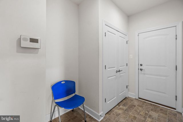 2726 W END CIR, Ellicott City, MD 21042