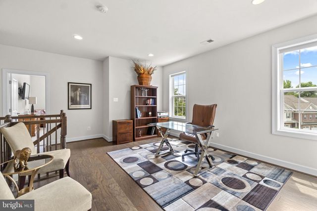 2726 W END CIR, Ellicott City, MD 21042