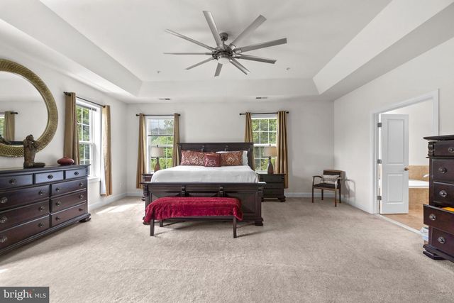 2726 W END CIR, Ellicott City, MD 21042